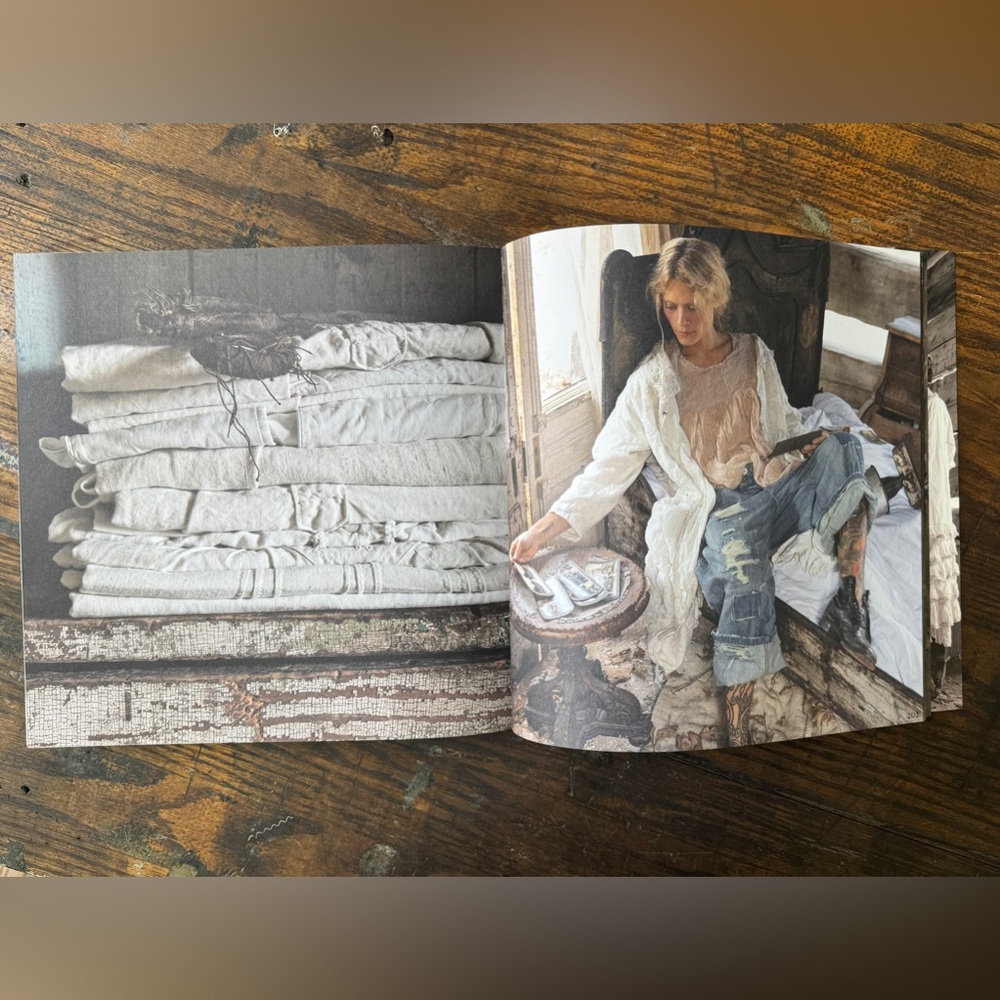 Magnolia Pearl Book ……and the stars go with you by robin brown of Mag Pearl